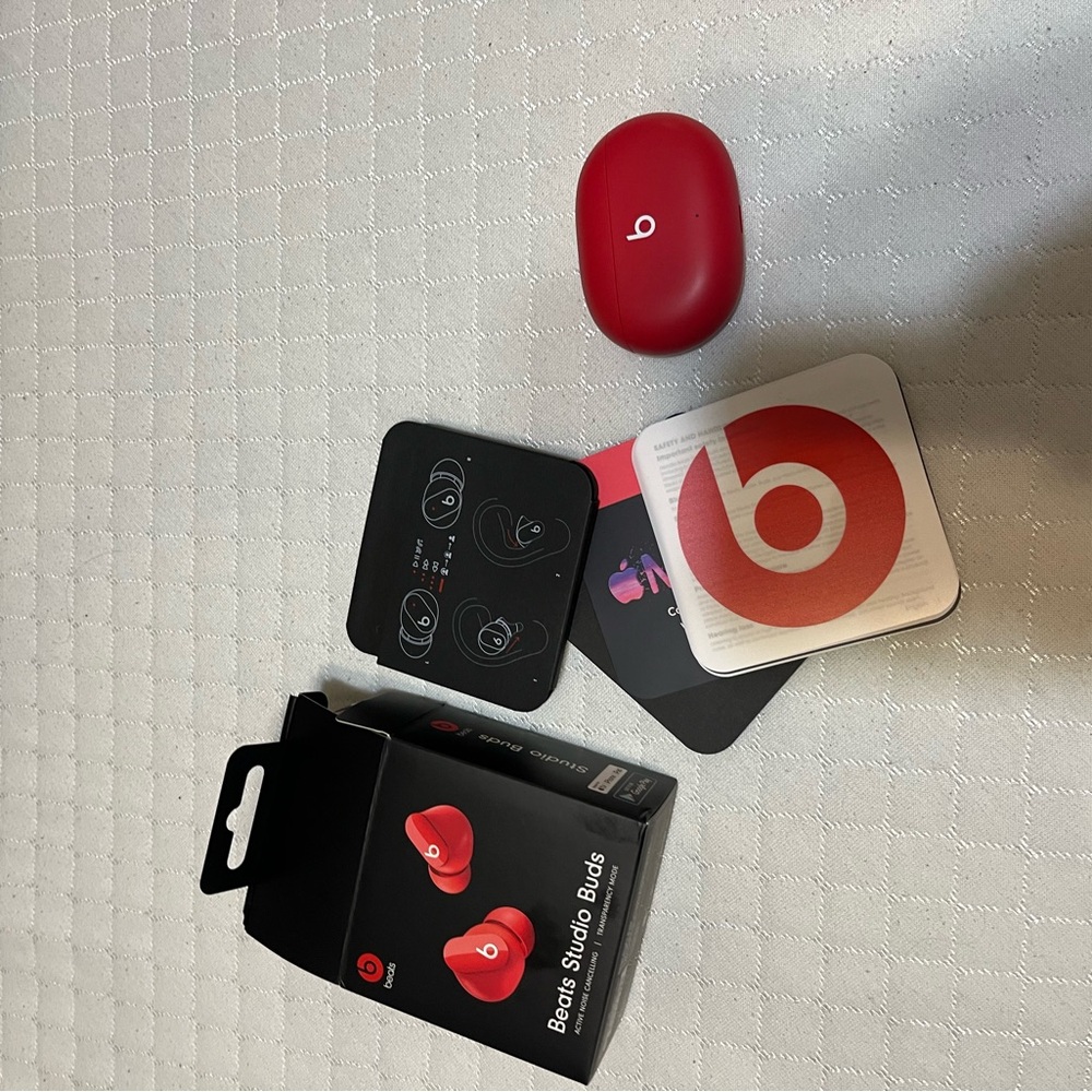 Beats Studio Buds in Red